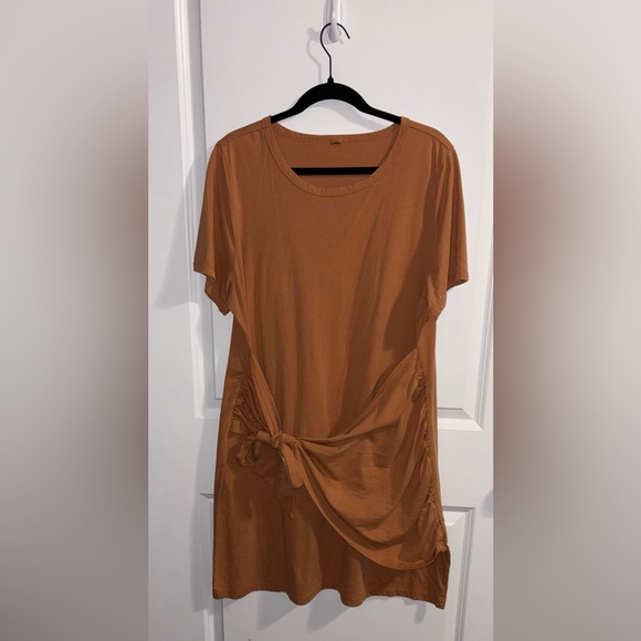 Dresses & Skirts - Chic burnt orange Dress with Side Knot